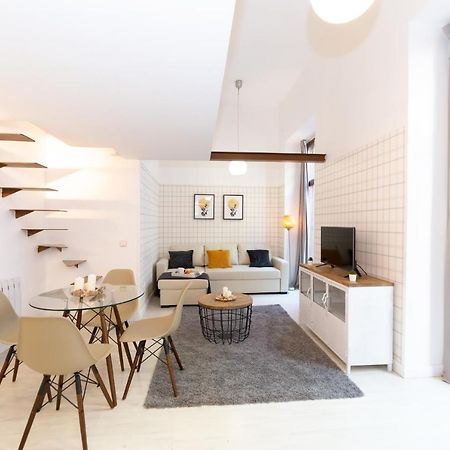 Apartamentos Puerta Del Sol I Madrid Eksteriør billede