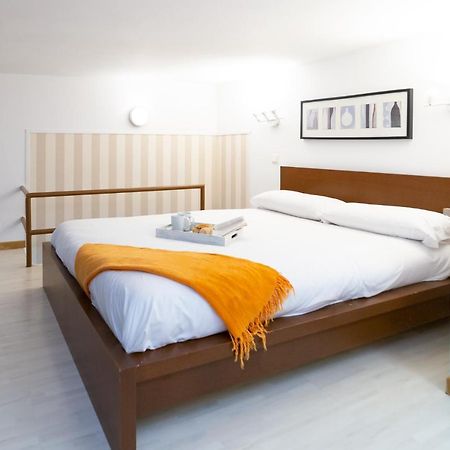 Apartamentos Puerta Del Sol I Madrid Eksteriør billede
