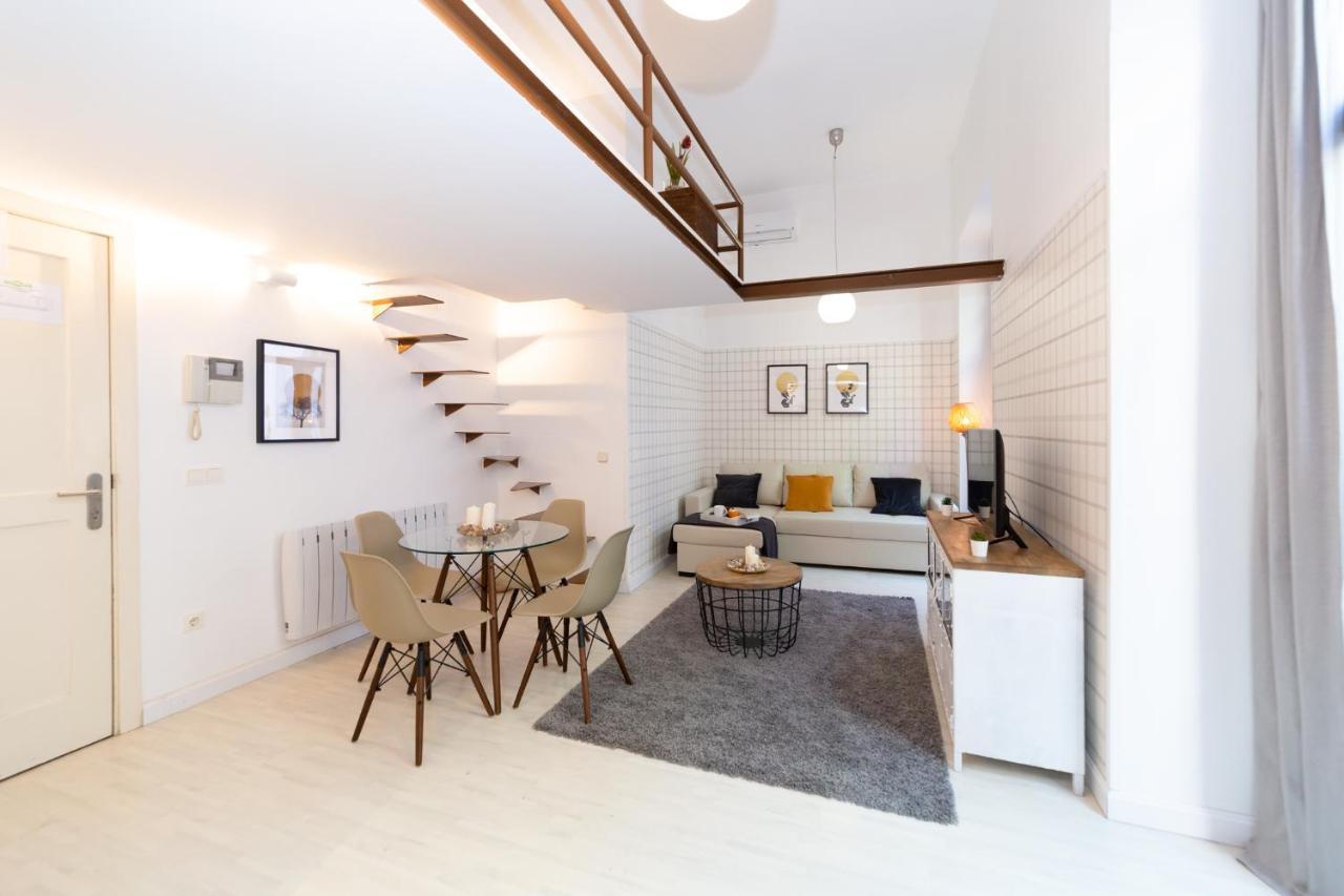 Apartamentos Puerta Del Sol I Madrid Eksteriør billede