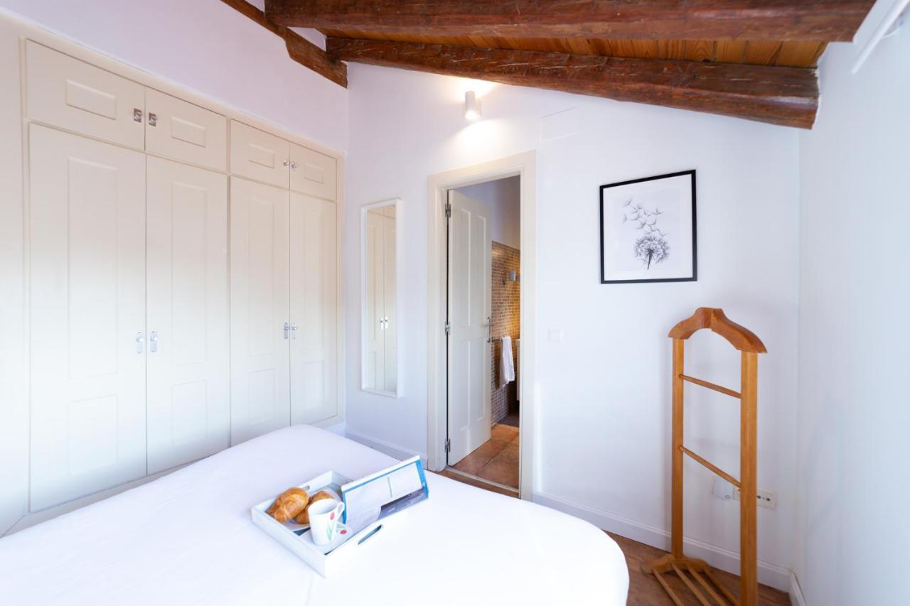 Apartamentos Puerta Del Sol I Madrid Eksteriør billede
