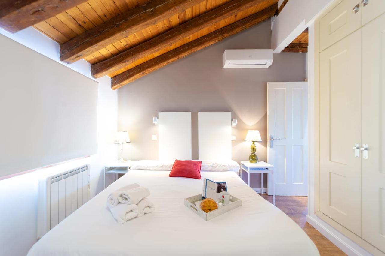 Apartamentos Puerta Del Sol I Madrid Eksteriør billede
