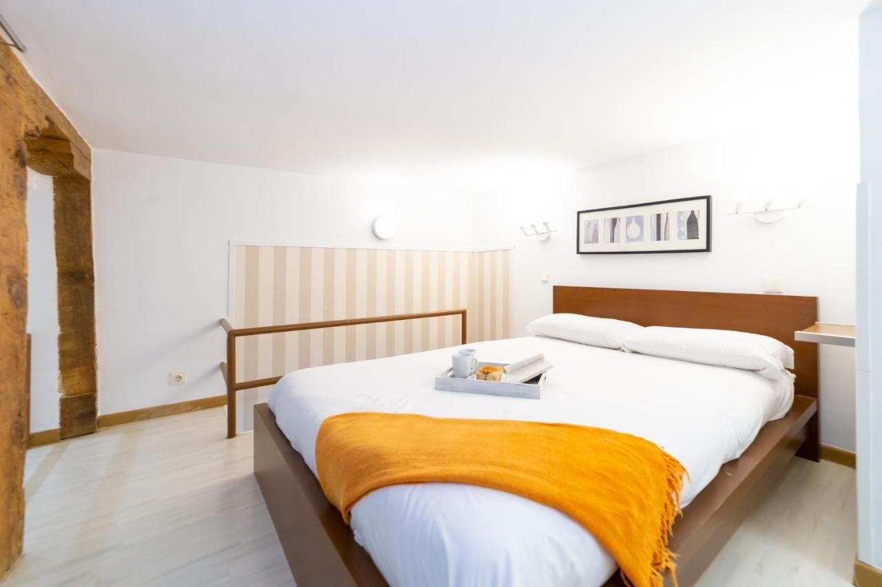 Apartamentos Puerta Del Sol I Madrid Eksteriør billede