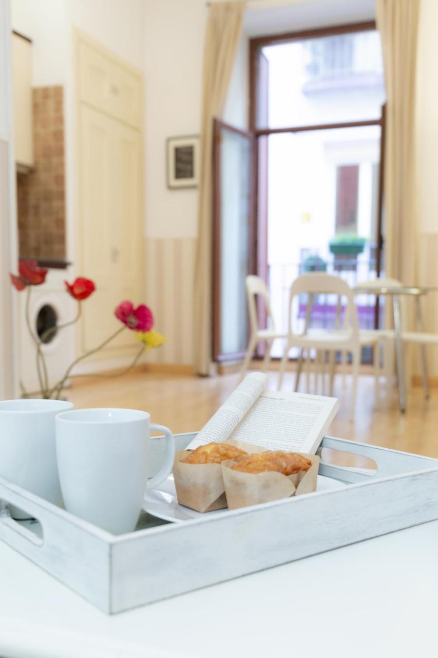 Apartamentos Puerta Del Sol I Madrid Eksteriør billede